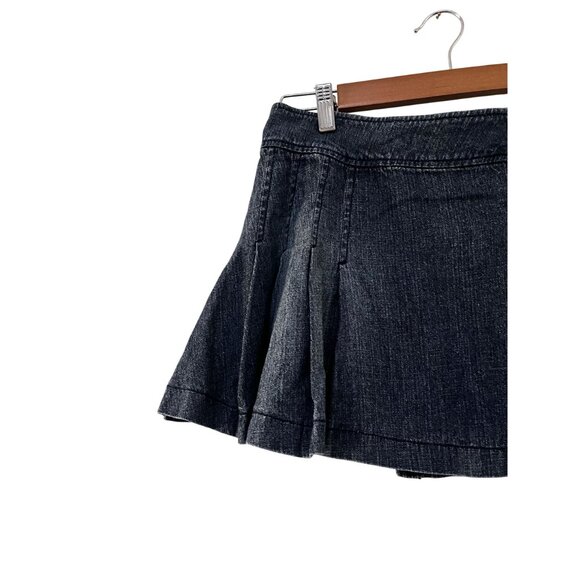 Vintage Y2K L.E.I. Women's Juniors Denim Buckled Pleated Mini Skirt Size 1 - Picture 4 of 7